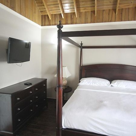 Summer Breeze Vacation Home Montego Bay Exterior photo